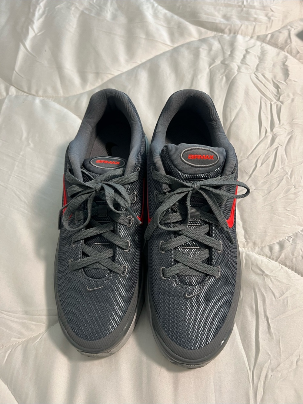 Nike Air Max Men’s Dark Gray & aOrange Athletic Shoes